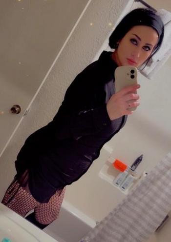 956-715-3718, 28  female escort, Mcallen