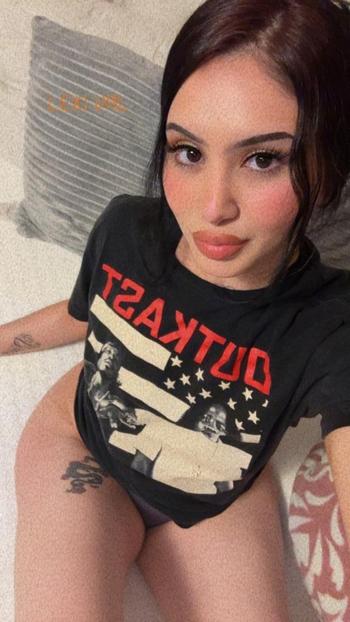 Valentine, 25  female escort, Mcallen