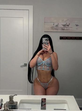 956-429-8460, 22  female escort, Mcallen